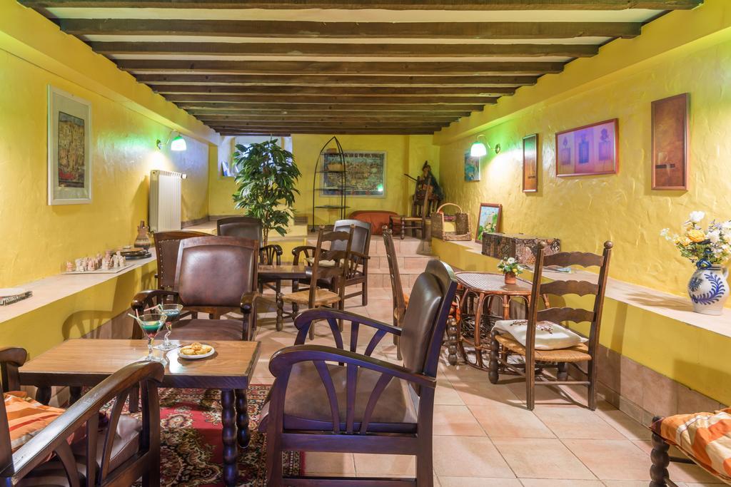 Hotel Du Val D'Aure Cadéac エクステリア 写真
