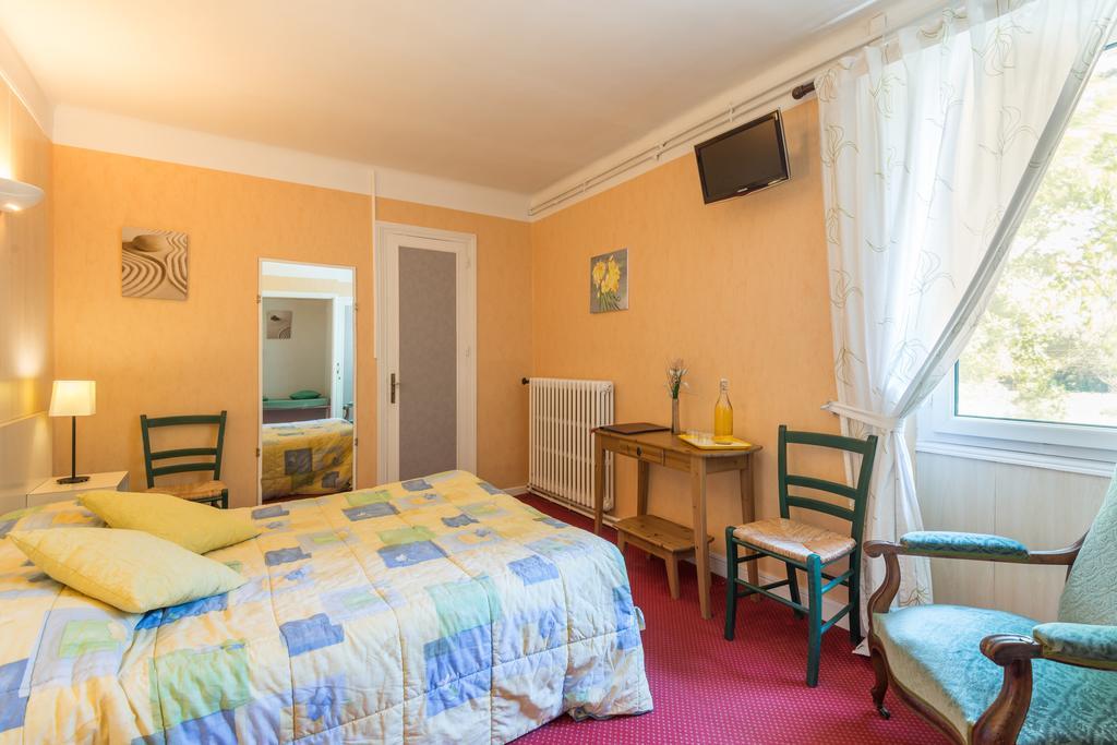 Hotel Du Val D'Aure Cadéac エクステリア 写真