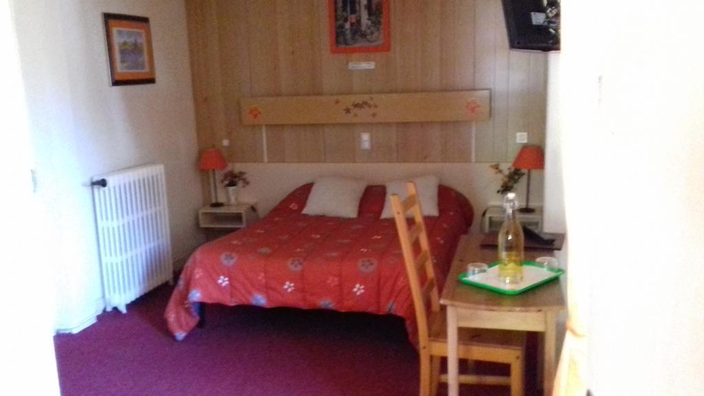 Hotel Du Val D'Aure Cadéac エクステリア 写真