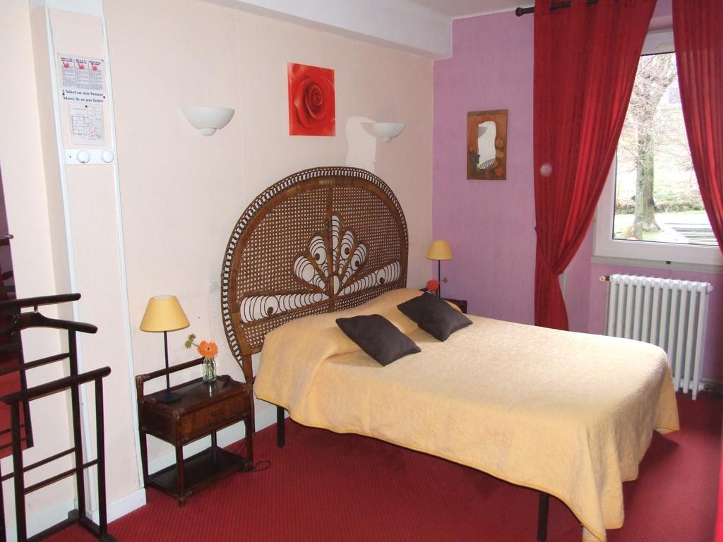 Hotel Du Val D'Aure Cadéac エクステリア 写真