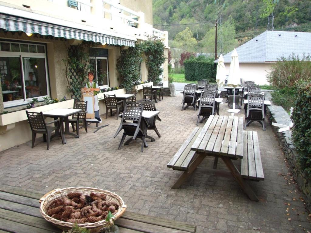 Hotel Du Val D'Aure Cadéac エクステリア 写真