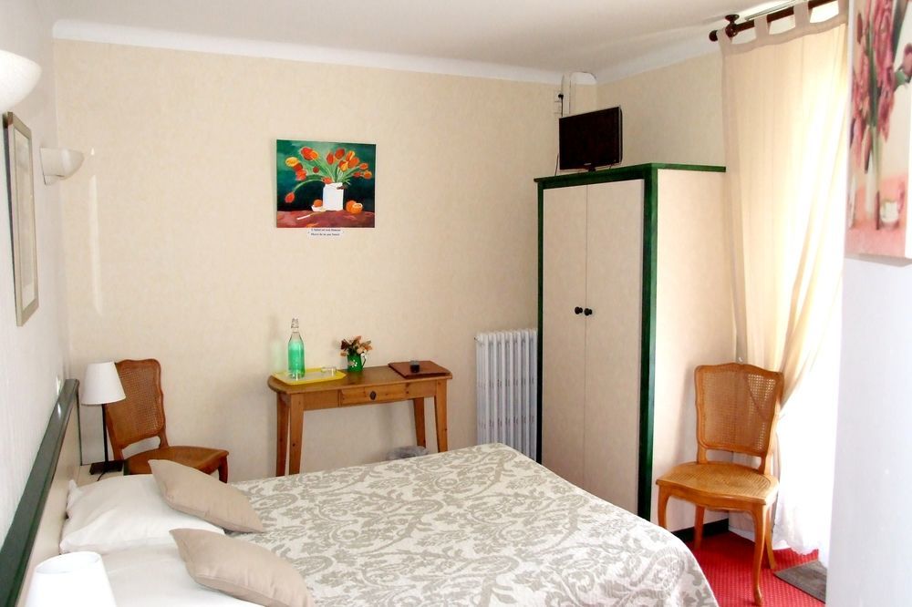 Hotel Du Val D'Aure Cadéac エクステリア 写真