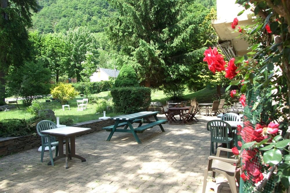 Hotel Du Val D'Aure Cadéac エクステリア 写真