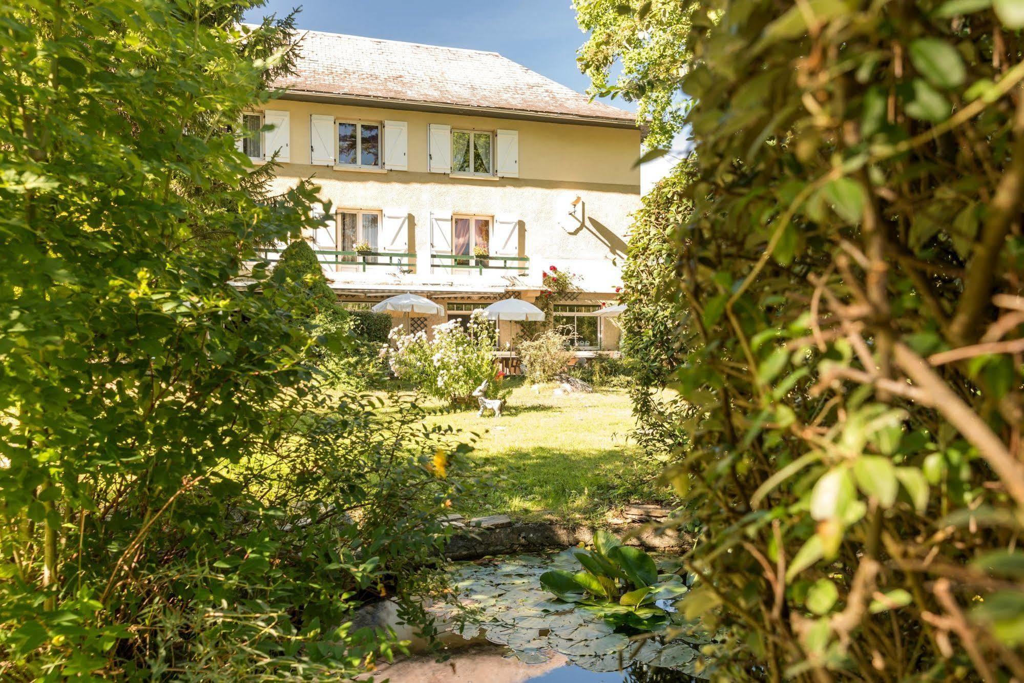 Hotel Du Val D'Aure Cadéac エクステリア 写真