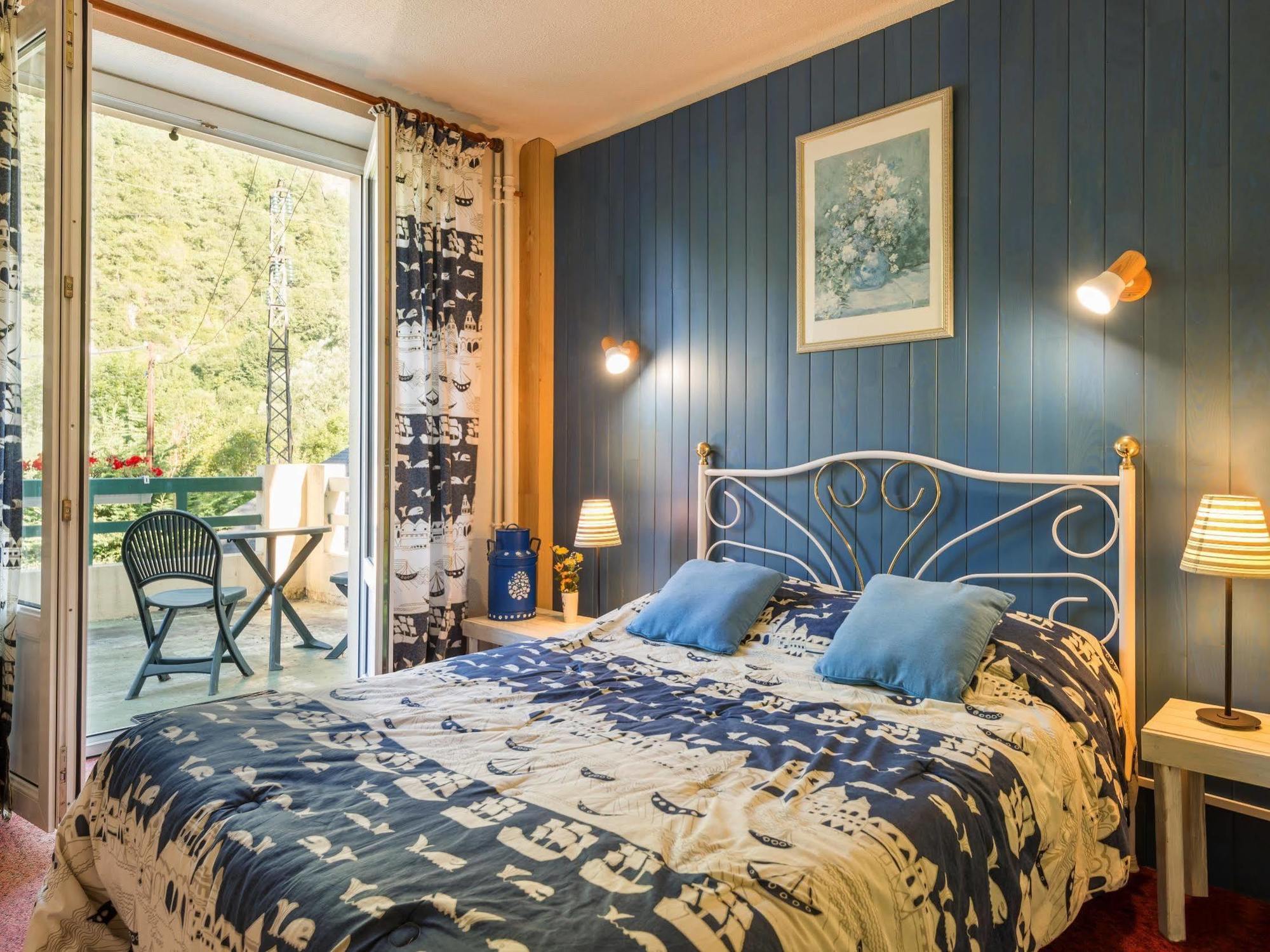 Hotel Du Val D'Aure Cadéac エクステリア 写真